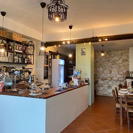 Bed&Breakfast La Ginestra 아바테지오 외부 사진