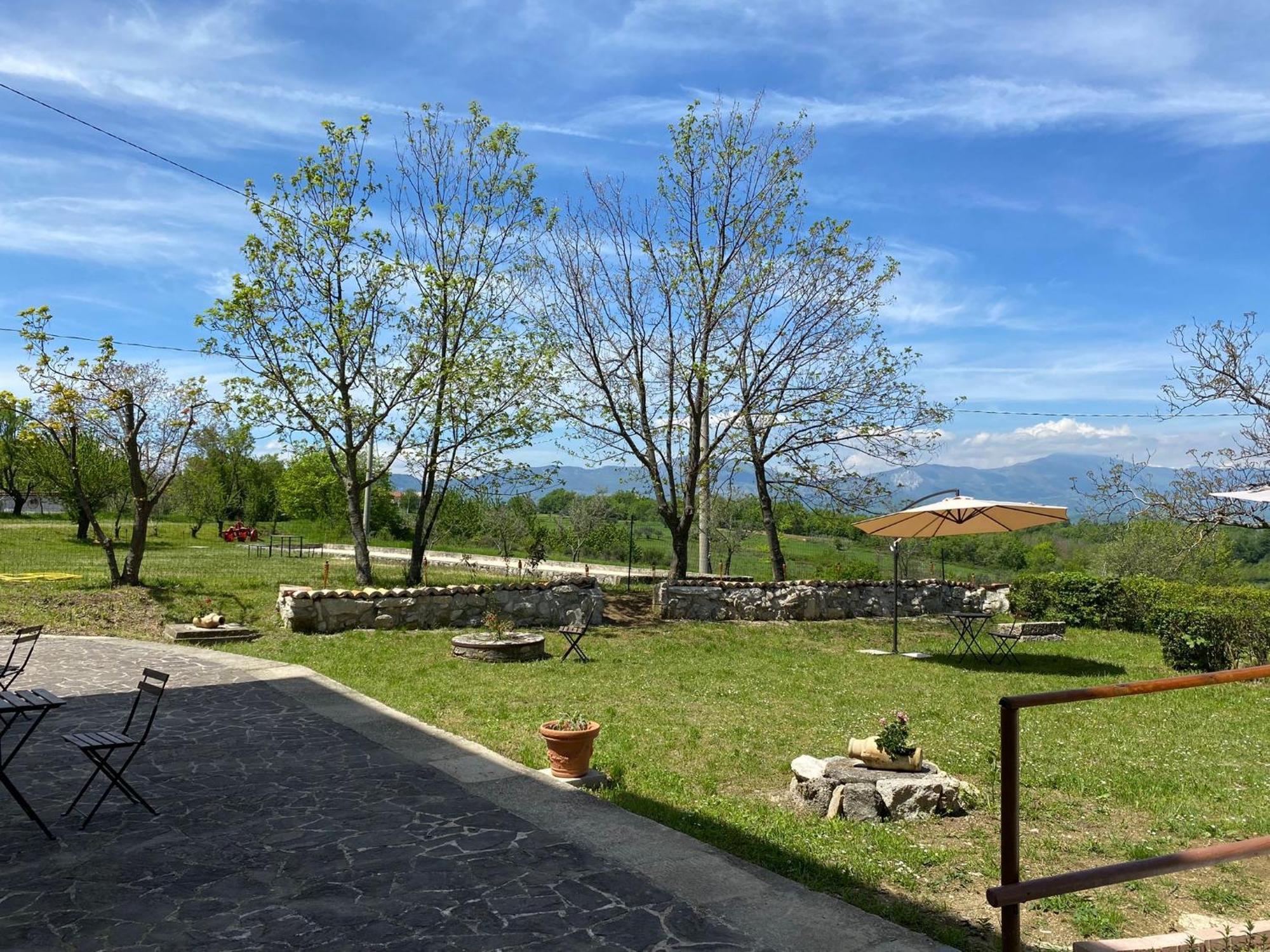 Bed&Breakfast La Ginestra 아바테지오 외부 사진